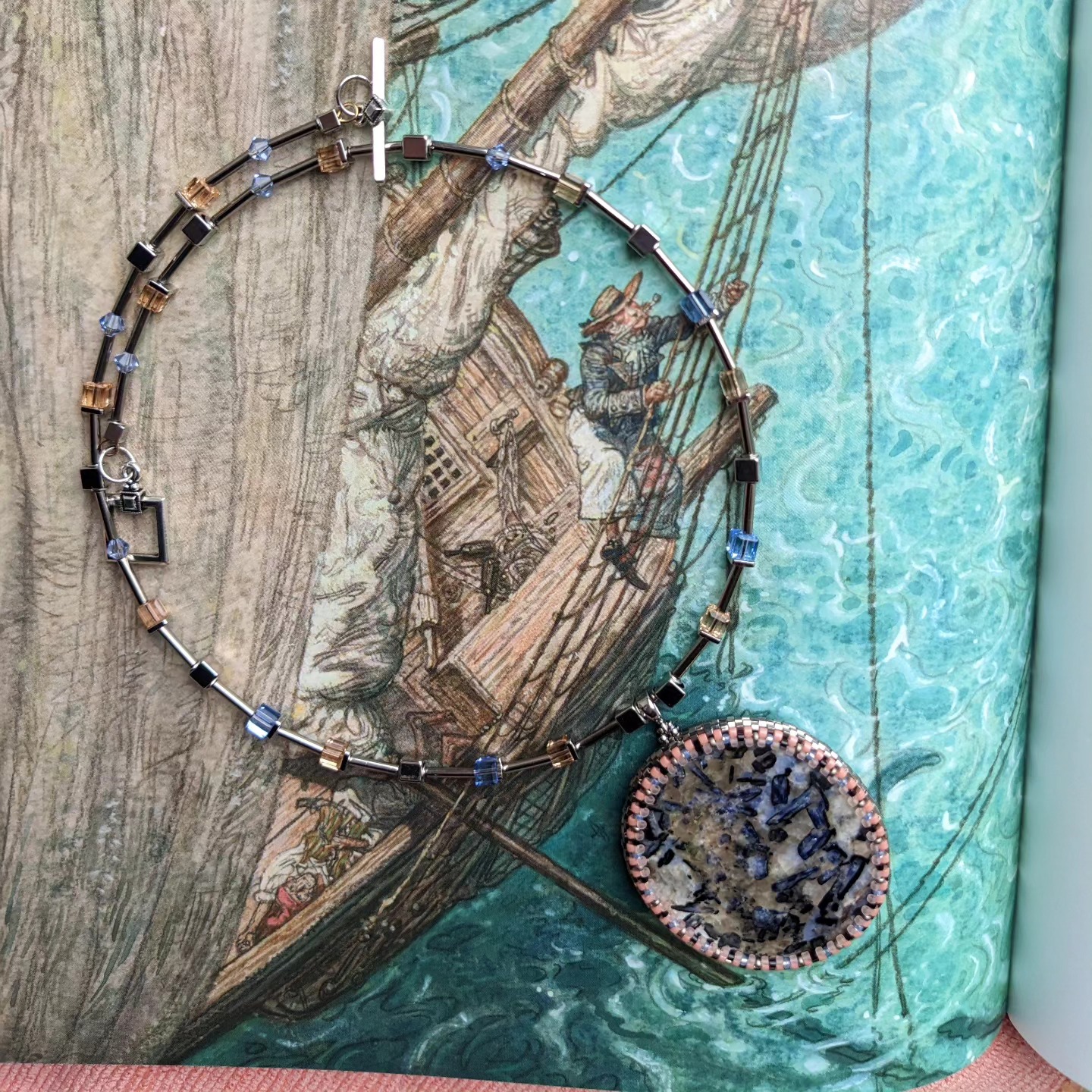 Mrew Noir jewelry, story 007, photo 9 of 9